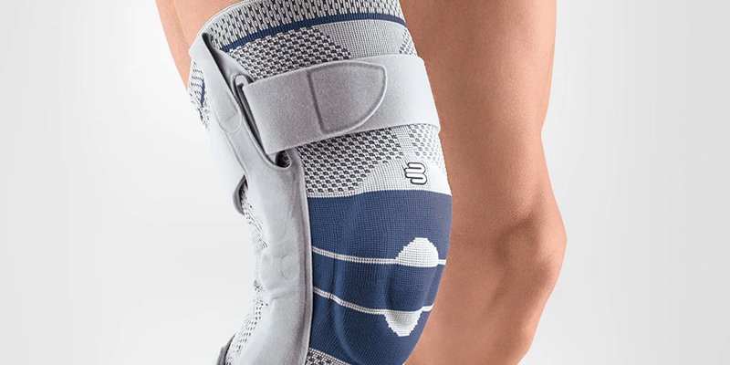 Knee brace guide